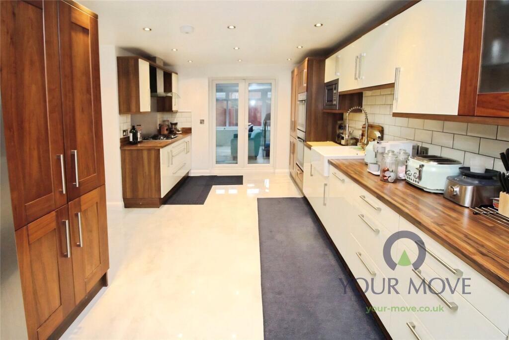 Main image of property: Wadsworth Court, Bedford, MK42