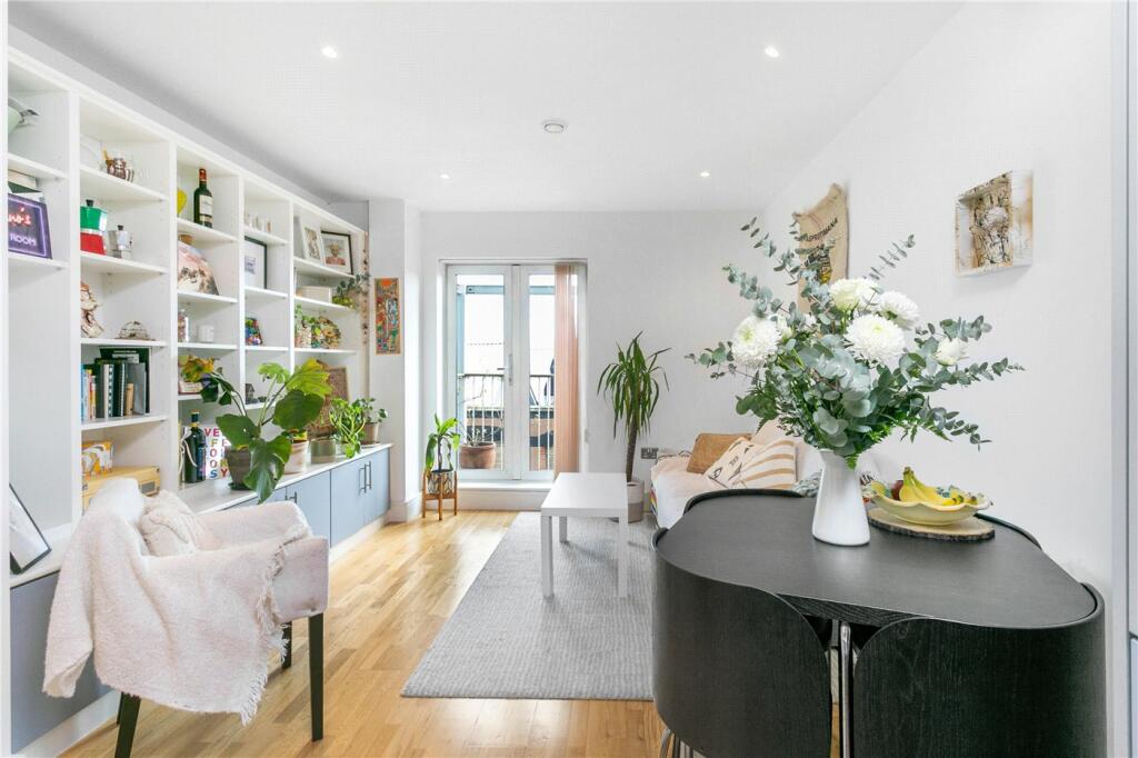 Main image of property: Hare Marsh, London, E2