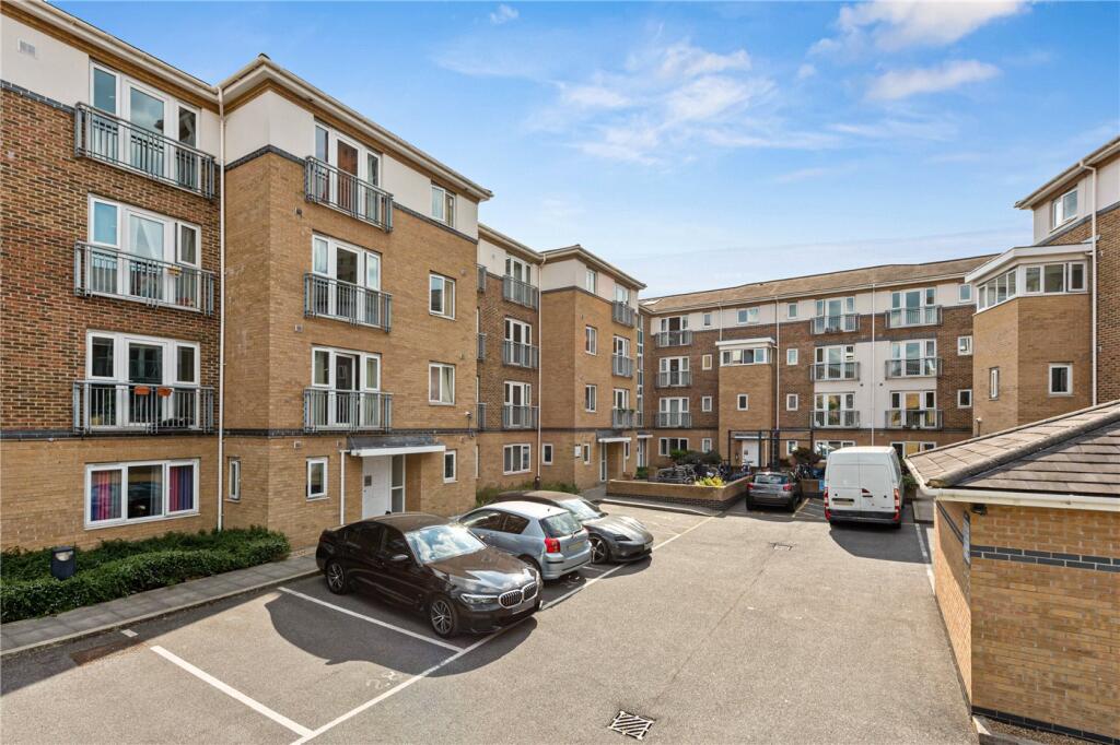 Main image of property: Morton Close, London, United Kingdom, E1