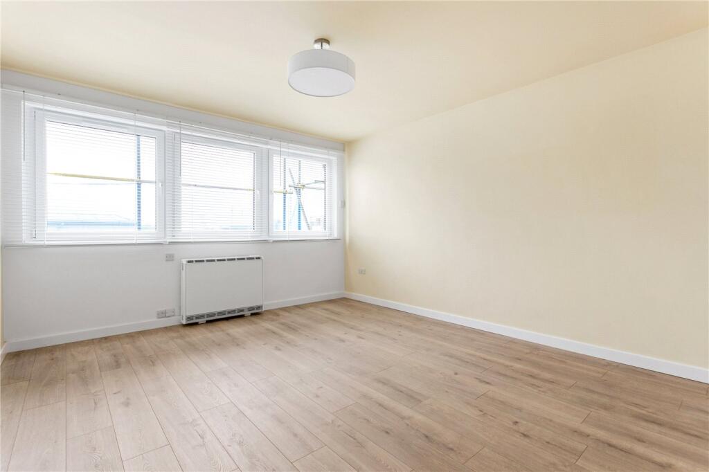 Main image of property: Sidney Street, London, E1