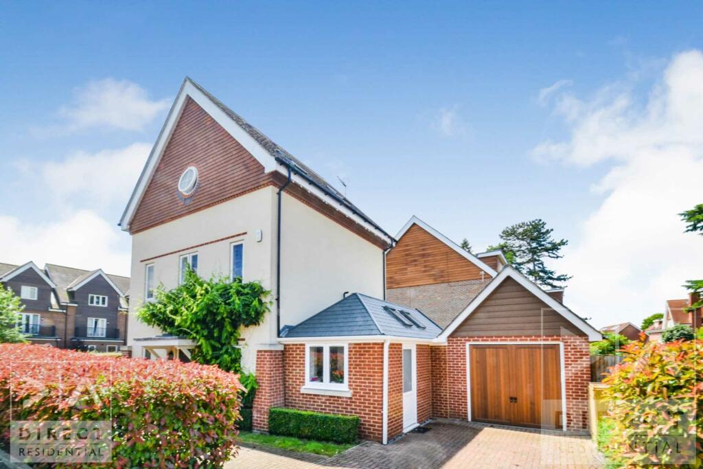 Main image of property: Mulberry Way, Ashtead, KT21 2FE