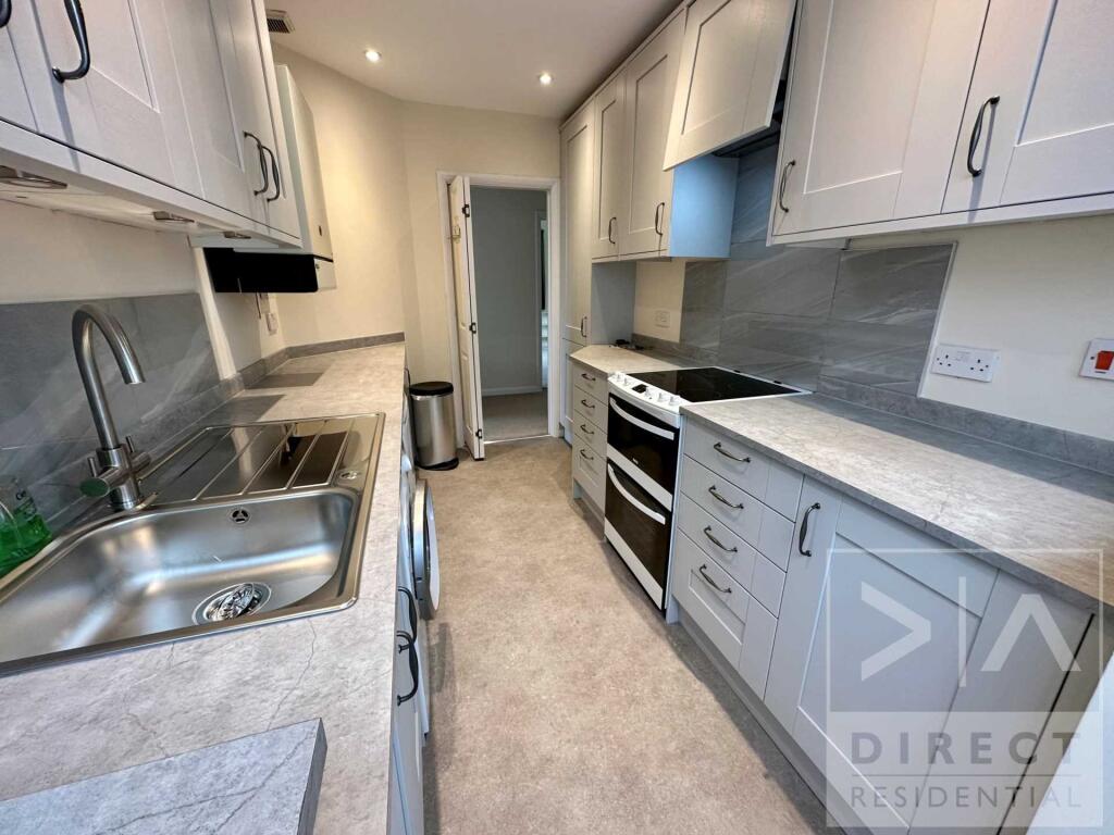 Main image of property: West Farm Close, Ashtead, KT21 2LH