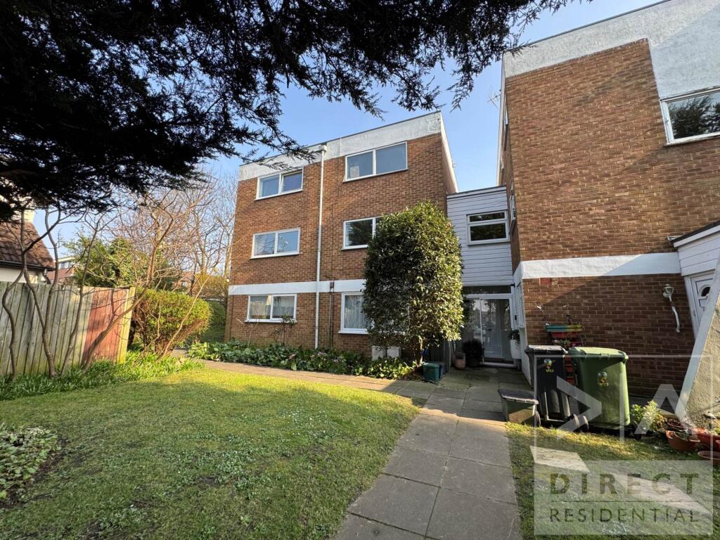 Main image of property: East Street, Epsom, KT17 1EP