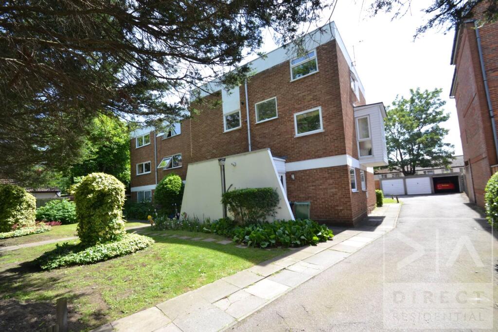 Main image of property: East Street, Epsom, KT17 1EP