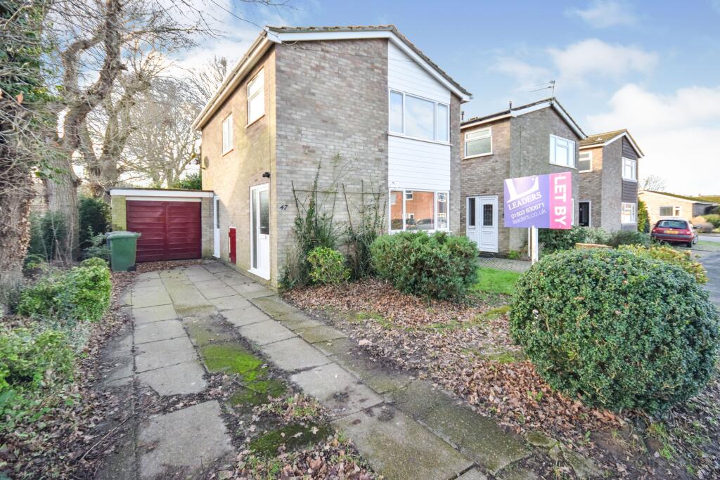 Main image of property: St. Laurence Avenue, Brundall, Norwich, NR13