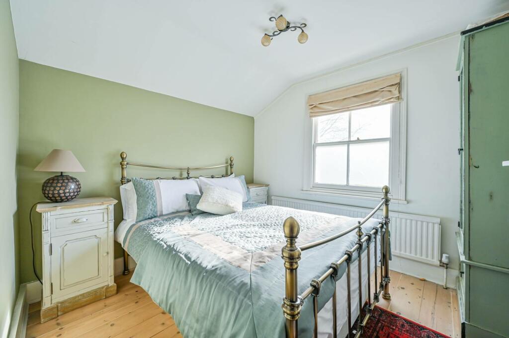 4 bedroom terraced house for sale in Perran Road, Tulse Hill, London, SW2