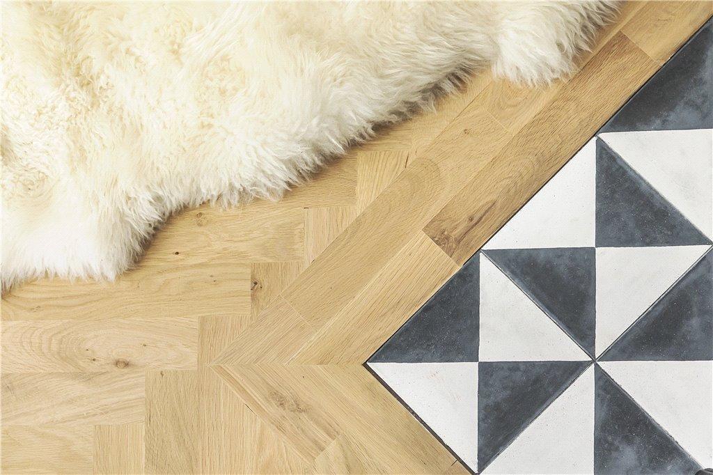 4 bedroom terraced house for sale in Bromley Road, Walthamstow, London, E17