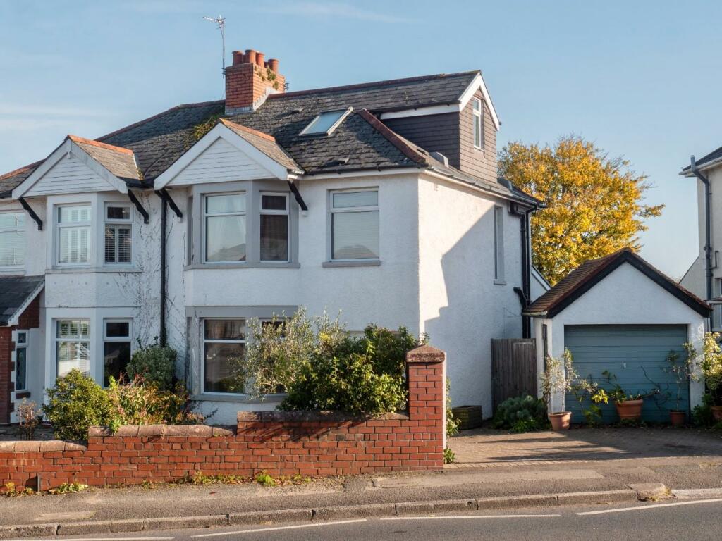 4 bedroom semi-detached house for sale in Penlan Road, Llandough, CF64