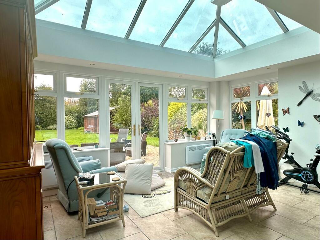 Additional property image - Caynham Avenue, Penarth