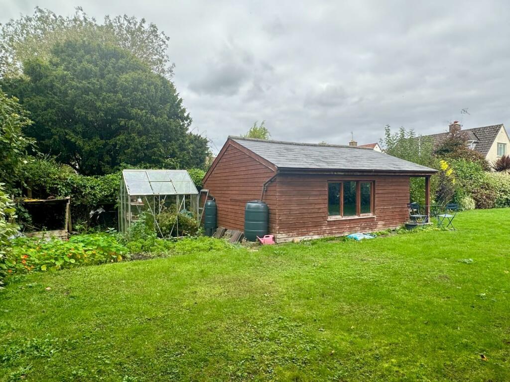 Additional property image - Caynham Avenue, Penarth