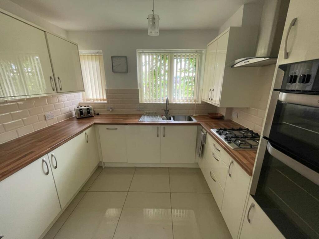 Apartment to rent on Aigburth Hall Road, Aigburth