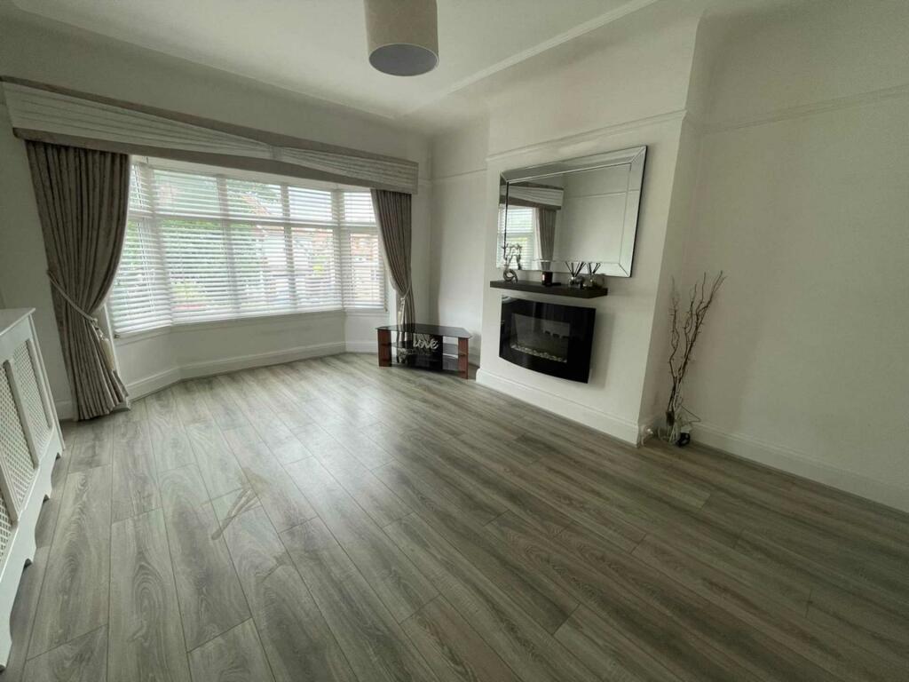 Apartment to rent on Aigburth Hall Road, Aigburth