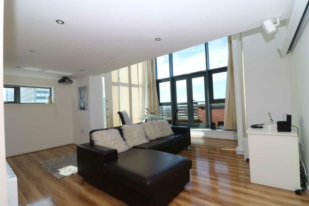 2 bedroom apartment for rent in Pall Mall, L3 6AL, L3