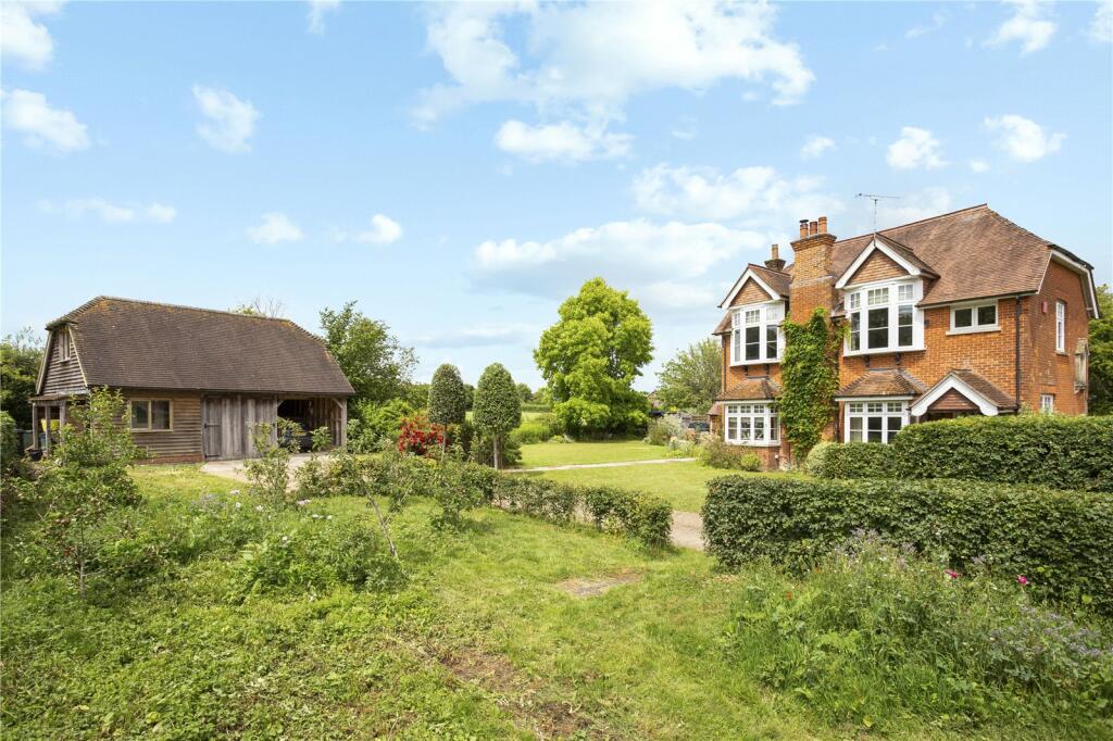 4 bedroom detached house for sale in Kiln Lane, Buriton, Petersfield