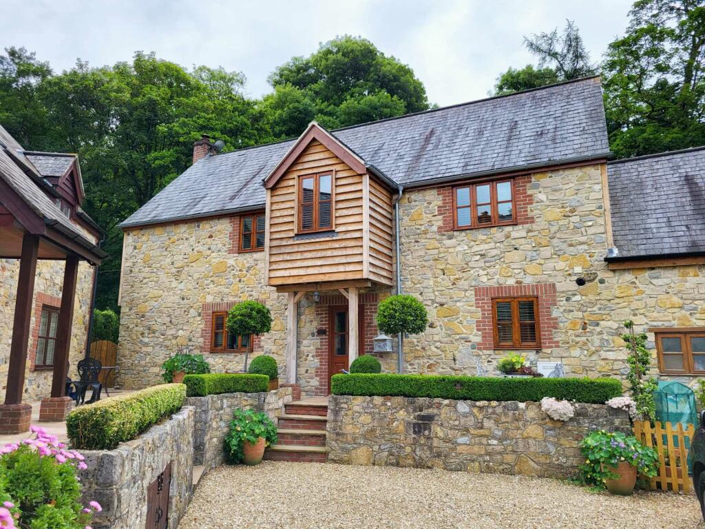 3 bedroom link detached house for sale in Weycroft Mill, Axminster