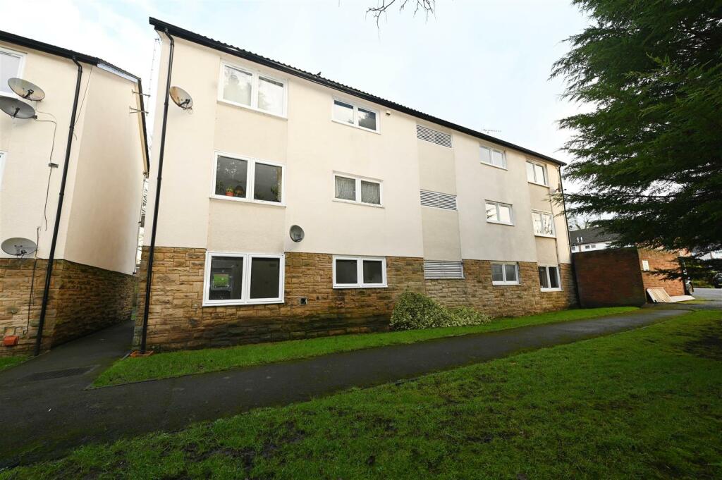 2 bedroom apartment for sale in Whitcliffe Grange, Richmond, DL10