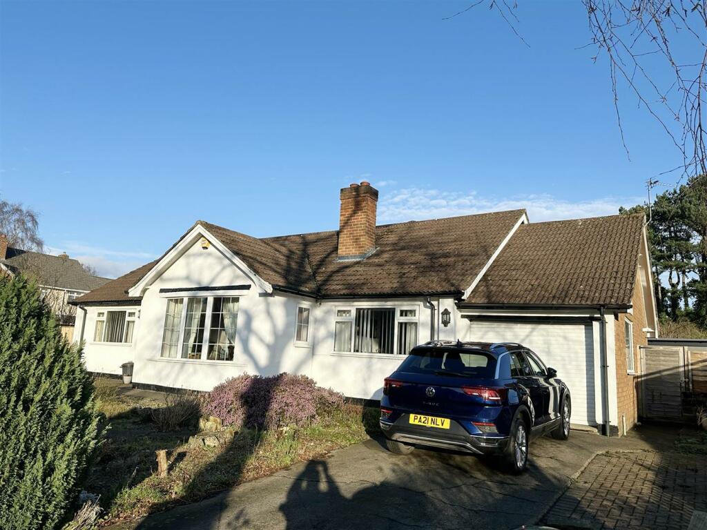 3 bedroom detached bungalow for sale in Carmel Road North, Darlington, DL3