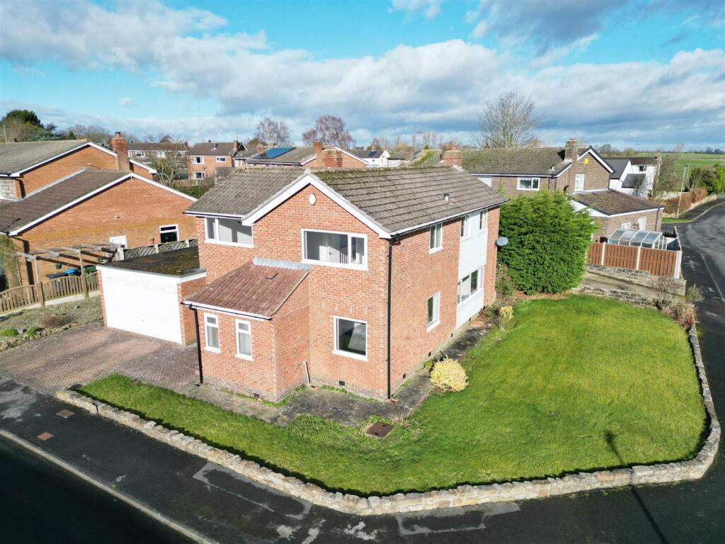 4 bedroom detached house for sale in Wycliffe Road, East Cowton