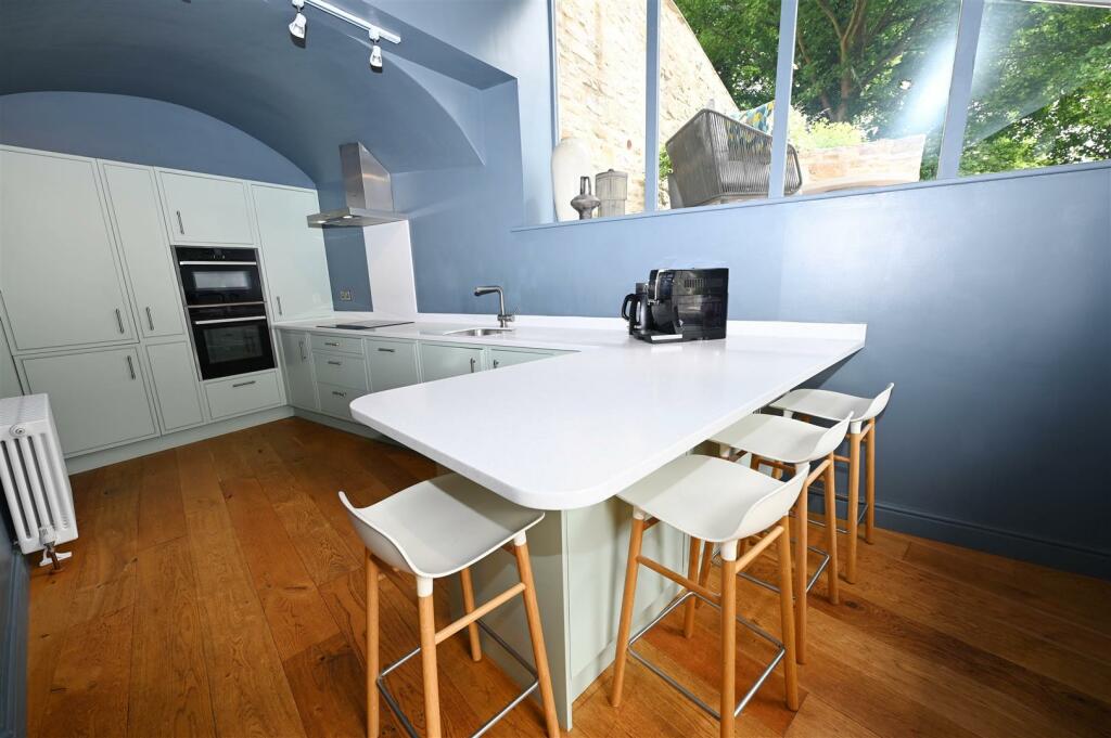 Additional property image - Bridge Street, Richmond