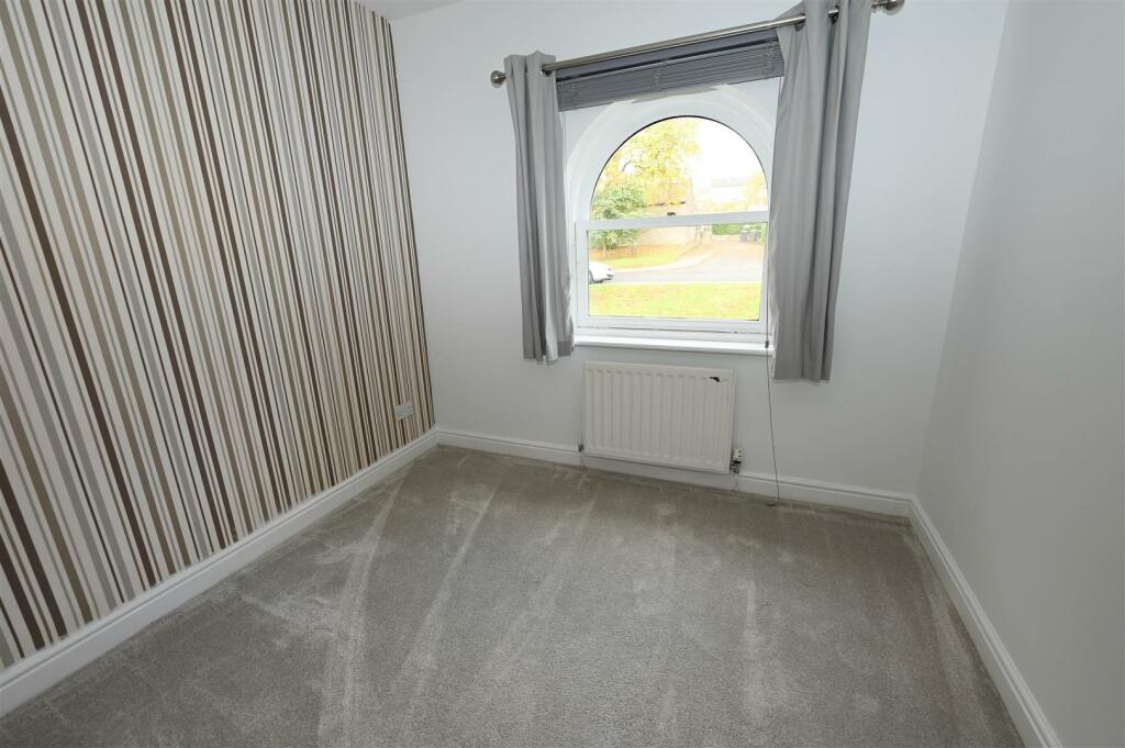Additional property image - Seagrim Crescent, Richmond