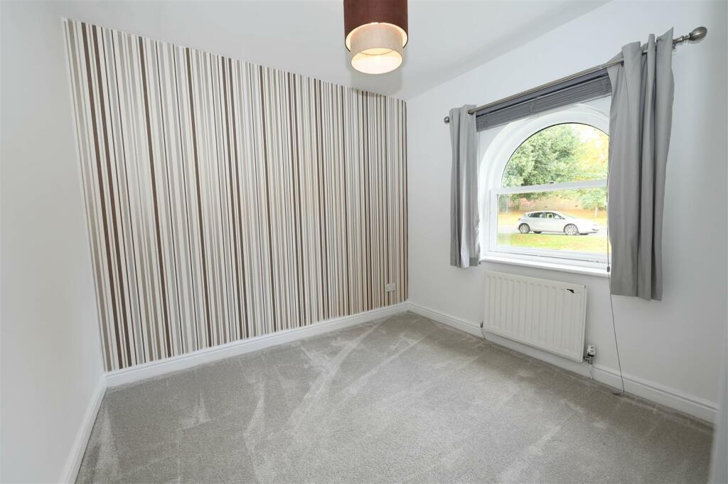 Additional property image - Seagrim Crescent, Richmond