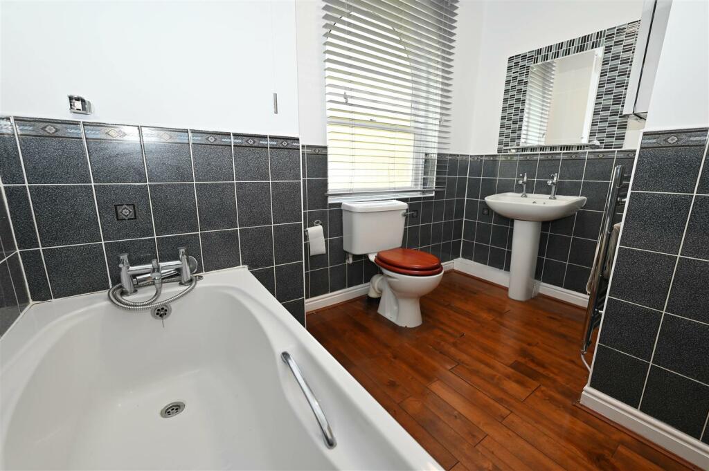 Additional property image - Seagrim Crescent, Richmond