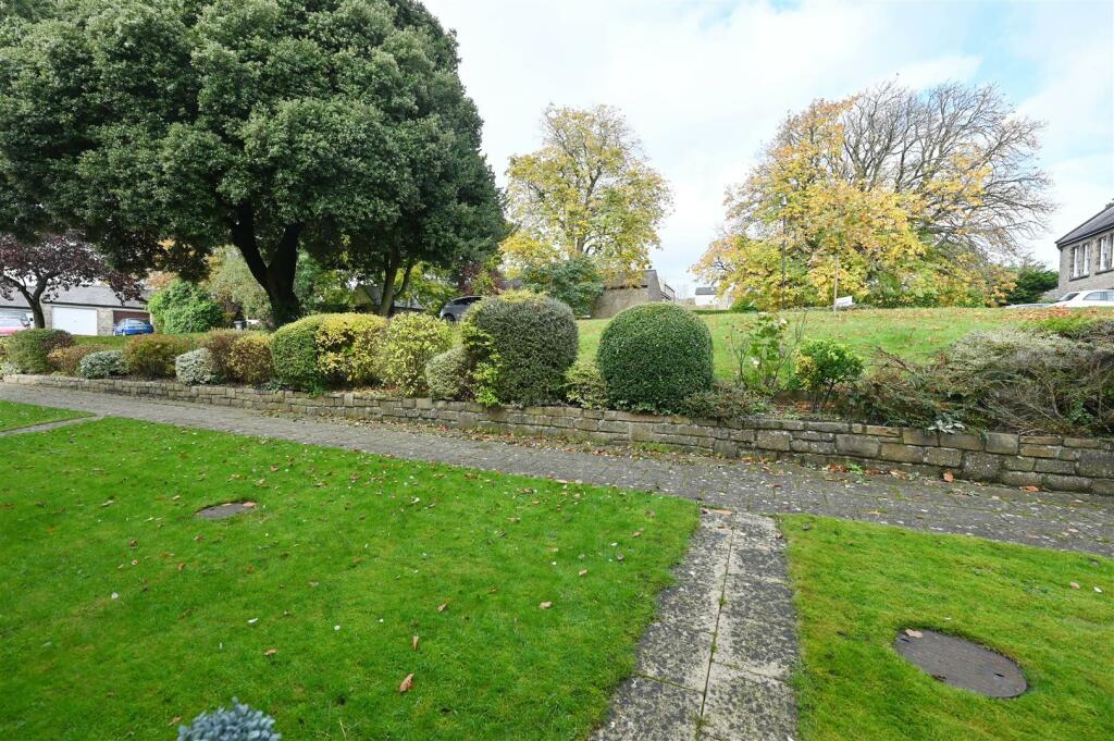 Additional property image - Seagrim Crescent, Richmond