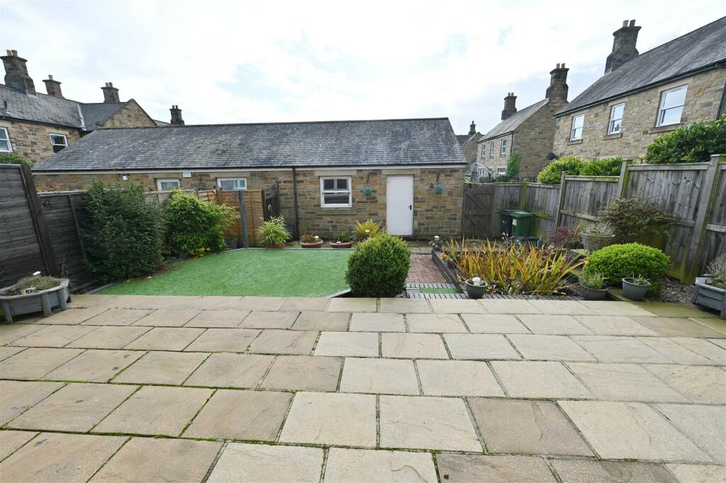 Additional property image - Seagrim Crescent, Richmond