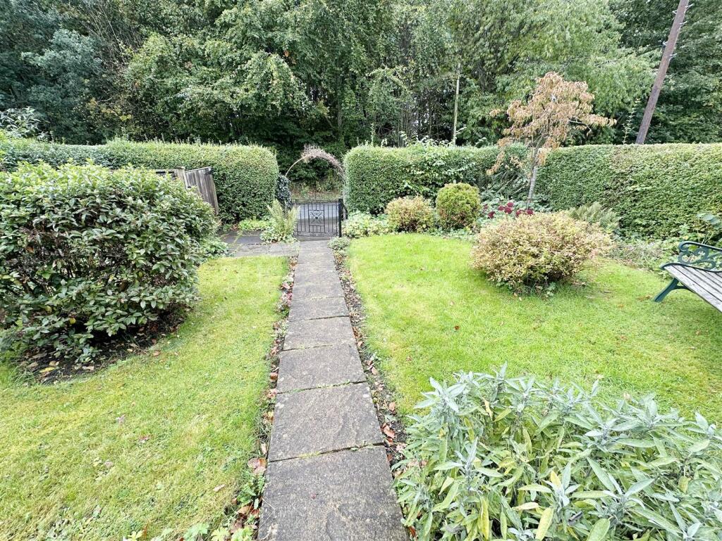 Additional property image - Easby