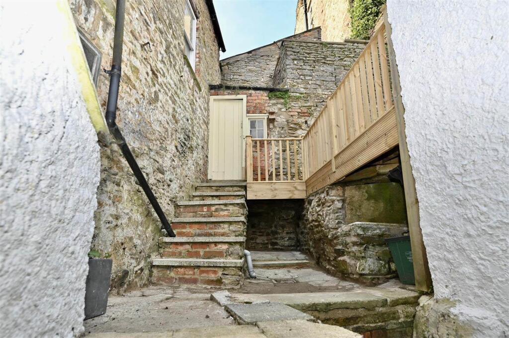 Additional property image - Frenchgate, Richmond