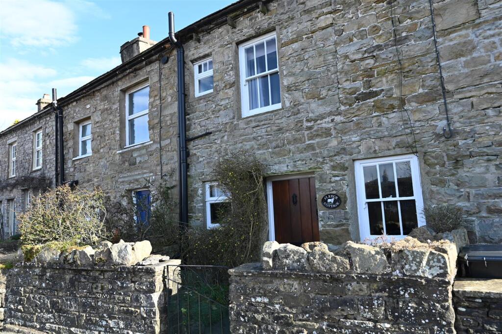 Main image of property: Beckstones, Gayle, Hawes