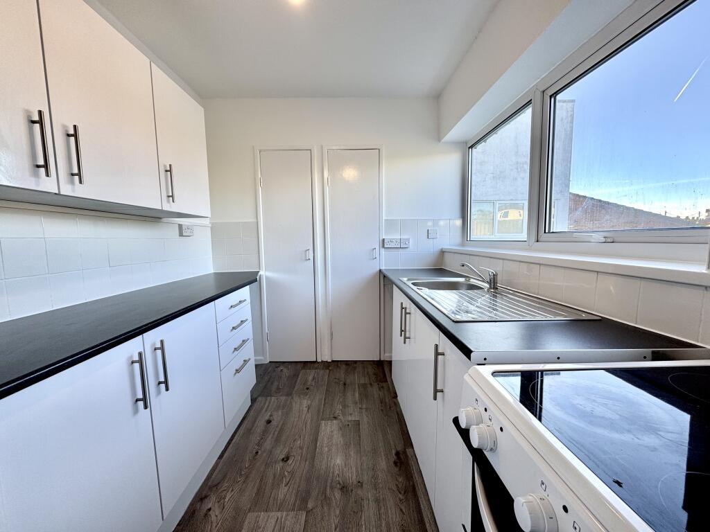 Main image of property: The Broadway, PLYMOUTH