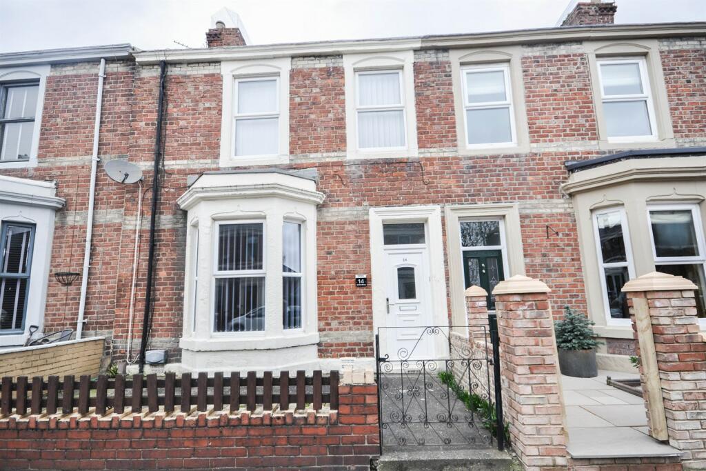 3 bedroom terraced house for sale in Suffolk Street, Jarrow, NE32