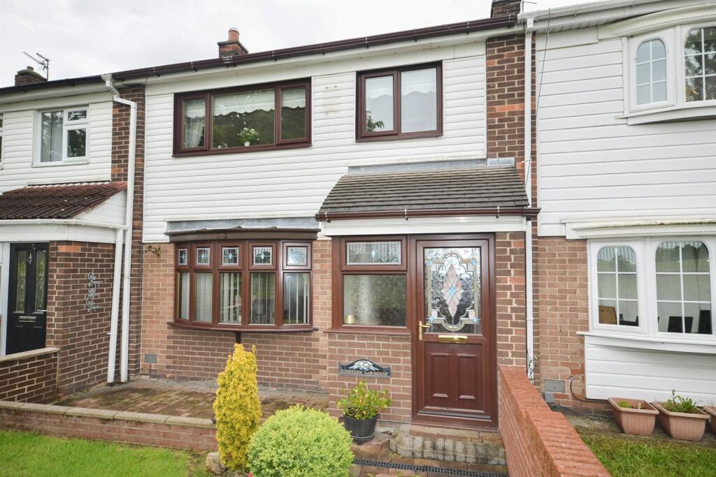 2 bedroom terraced house for sale in Lawnsway, Jarrow, NE32