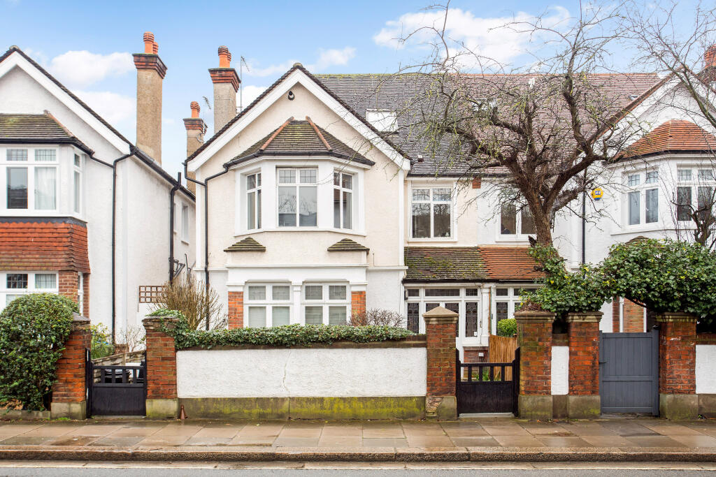 Main image of property: London Road, Twickenham, TW1