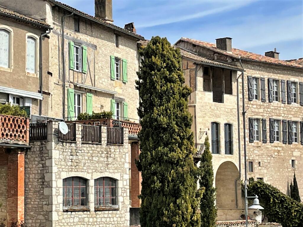 6 bedroom house for sale in MidiPyrénées, Montpezat