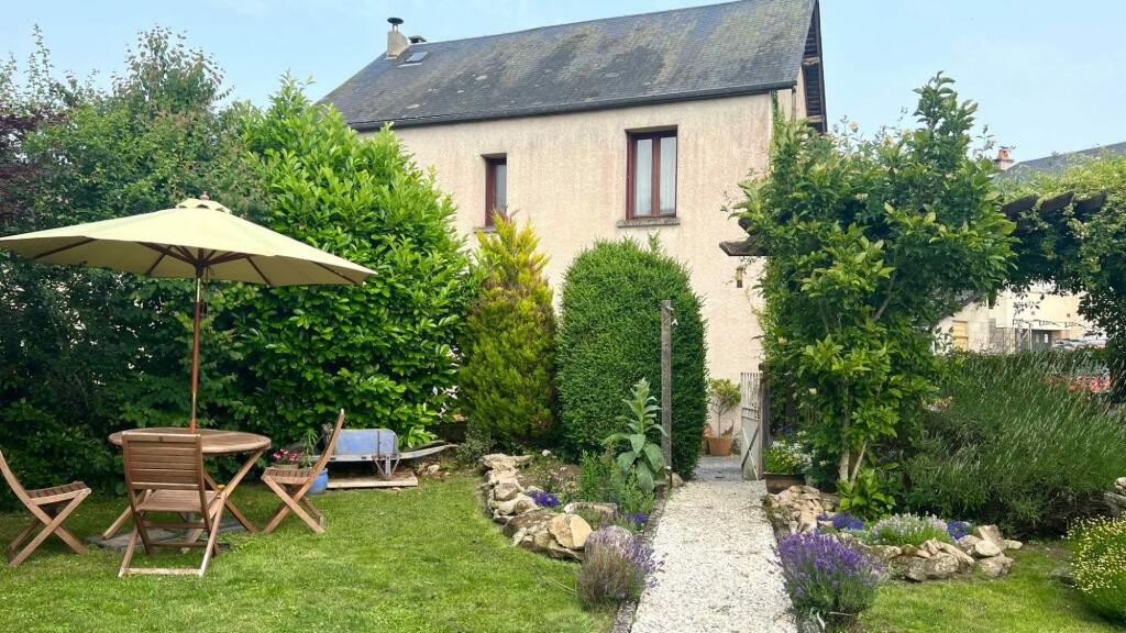 4 bedroom property in Limousin, Corrze...