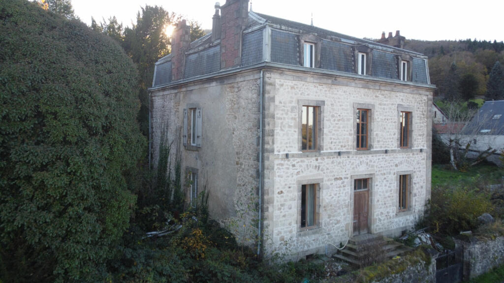 Main image of property: Limousin, Haute-Vienne, St-Sulpice-Laurière