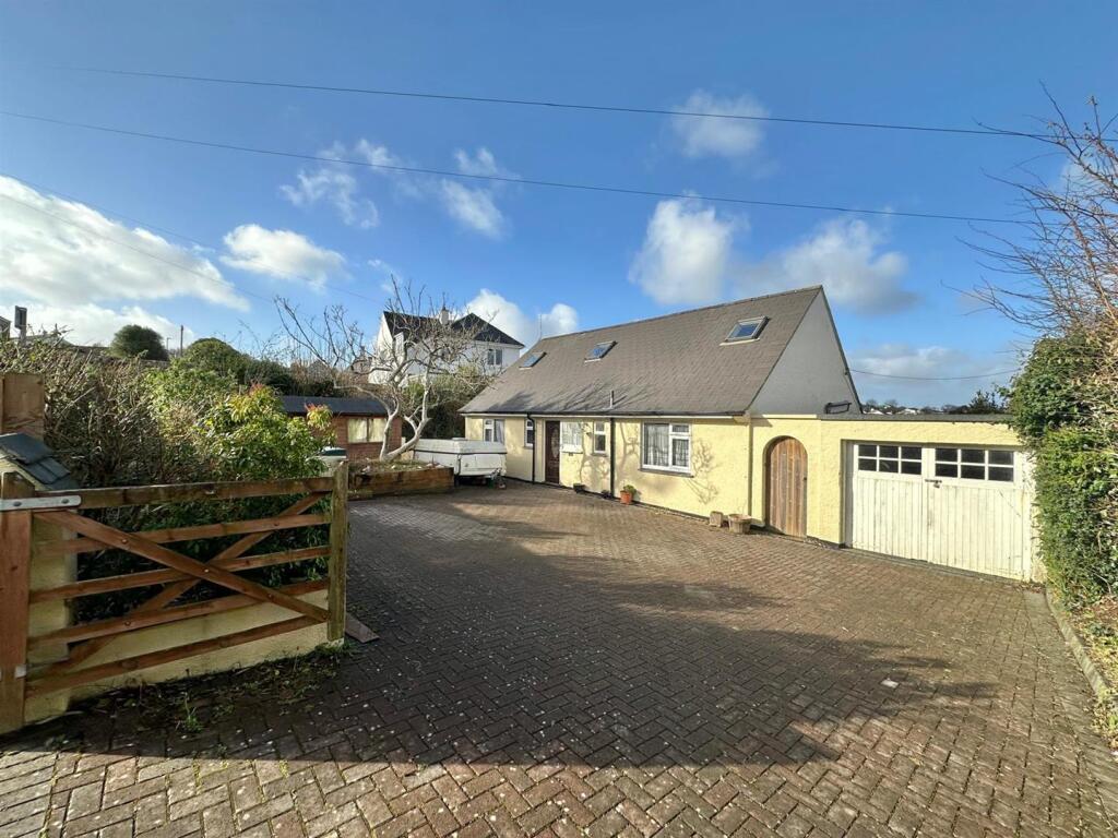 Main image of property: Daniell Road, Truro