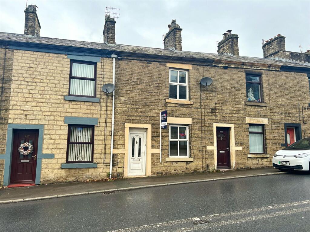 2 bedroom terraced house for sale in Huddersfield Road, Millbrook