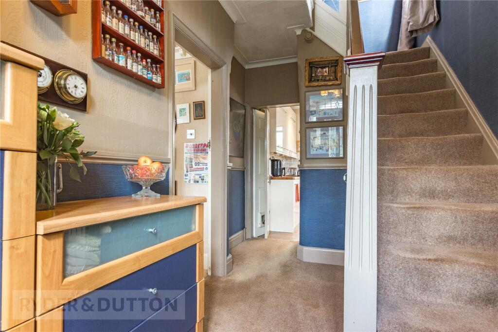 3 bedroom semidetached house for sale in Hollin Lane, Middleton