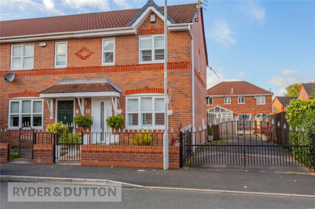 2 bedroom end of terrace house for sale in Greetland Drive, Blackley