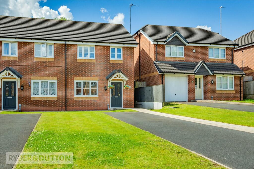 3 bedroom semidetached house for sale in Sherbourne Road, Middleton