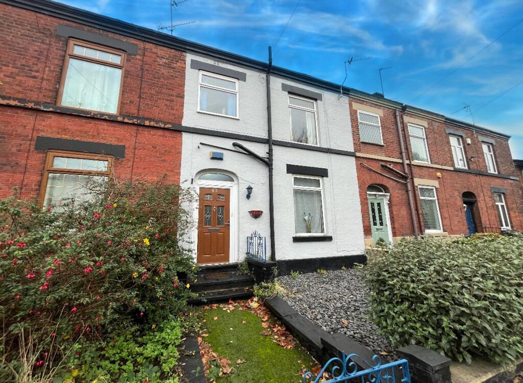 Main image of property: Spring Vale, Middleton, Manchester, M24