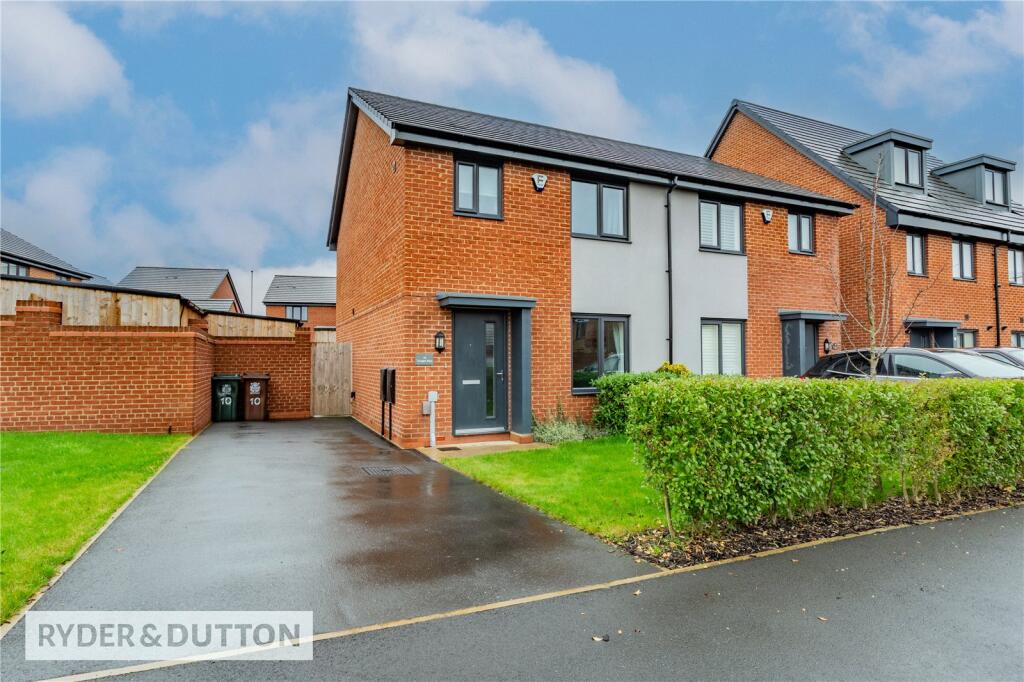 Main image of property: Tarragon Drive, Middleton, Manchester, M24
