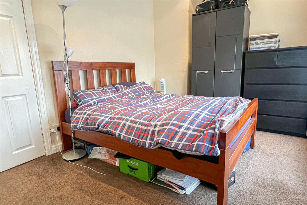 2 bedroom end of terrace house for sale in Selkirk Road, Chadderton