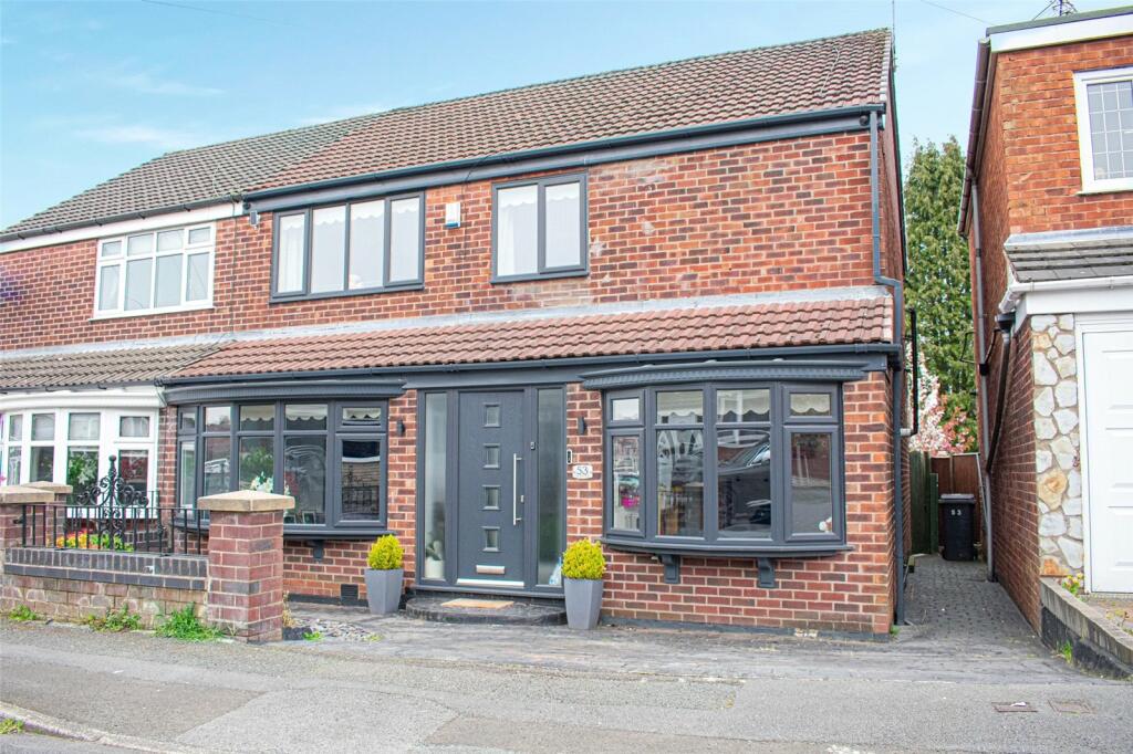 4 bedroom semidetached house for sale in Shaw Head Drive, Failsworth