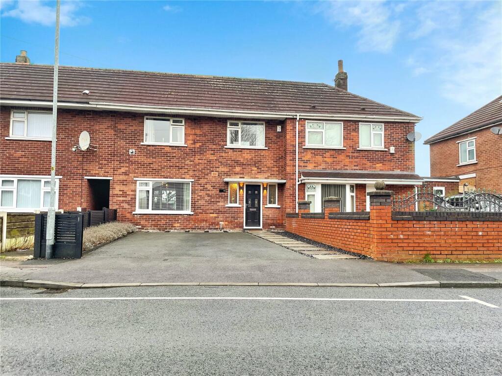 3 bedroom terraced house for sale in Ogden Road, Failsworth, Manchester, Greater Manchester, M35