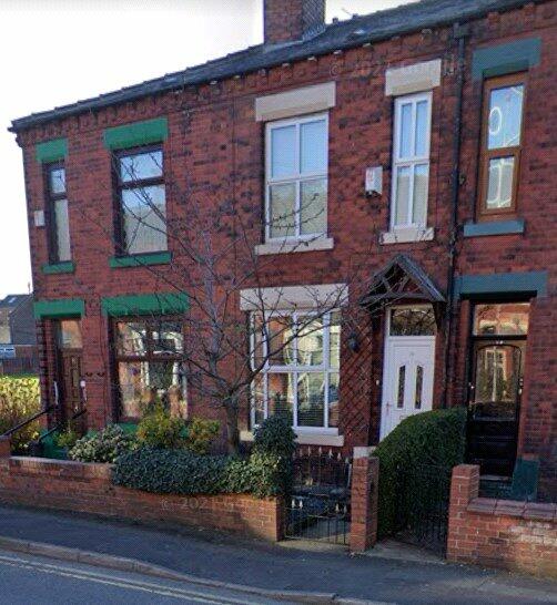 2 bedroom terraced house for sale in Eaves Lane, Chadderton, Oldham