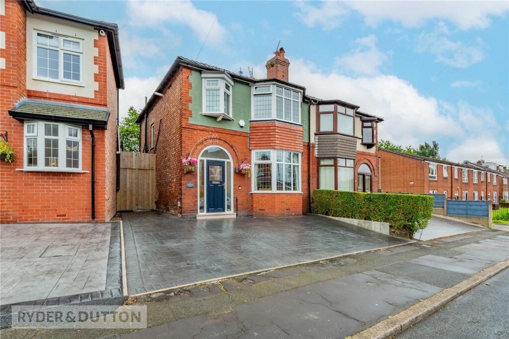 3 bedroom semidetached house for sale in Chauncy Road, New Moston